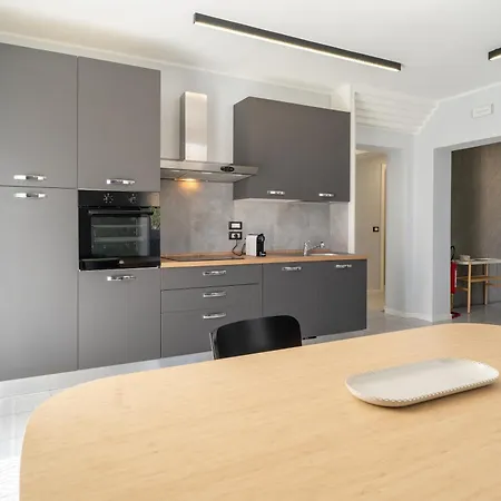 Bandiera Urban House *